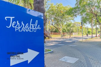 apartment em Rua Tenente Ary Tarrago, Jardim Itu - Porto Alegre - RS