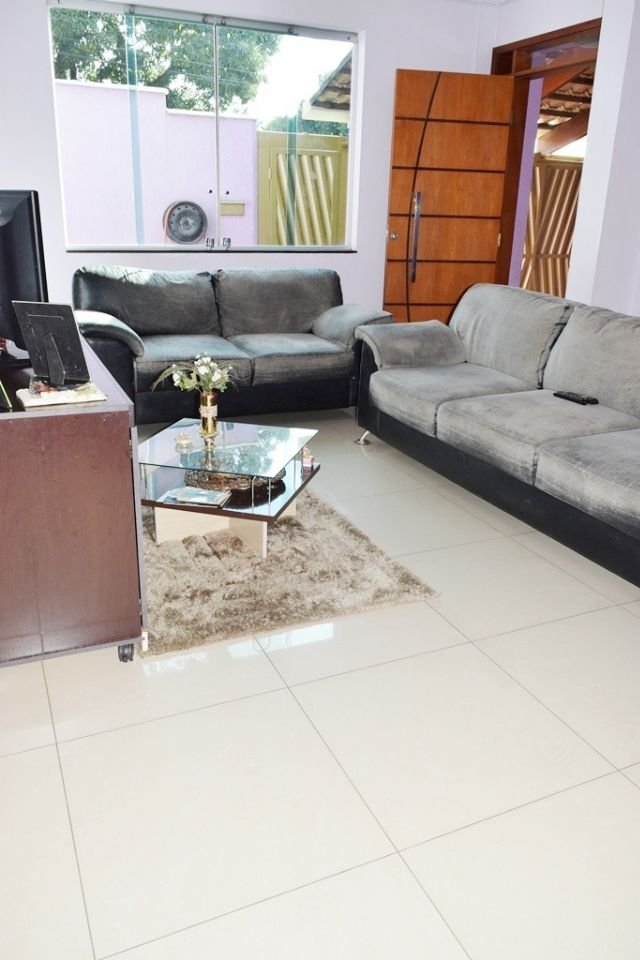 Casa com 3 quartos — Santa Terezinha, Belo Horizonte