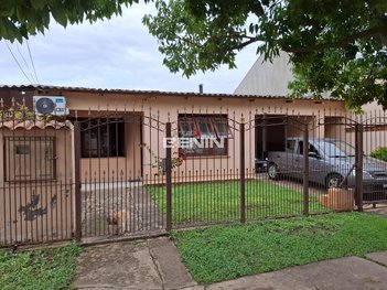 house em Rua das Araras, Harmonia - Canoas - RS