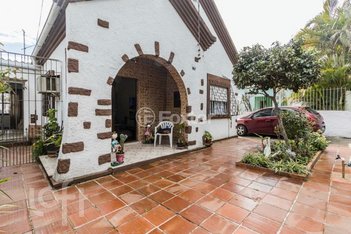 house em Praça Chopin, Passo da Areia - Porto Alegre - RS