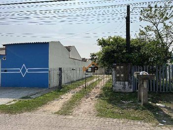 house em Rua Subtenente Onofre Moreira da Rocha, Vila Garcia - Paranaguá - PR