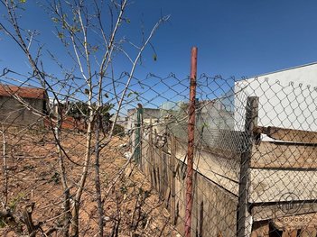 land_lot em Rua Francisco de Assis Torres, Jardim Nilton Torres - Sorocaba - SP