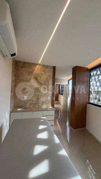 office em Avenida dos Vinhedos, Morada da Colina - Uberlândia - MG