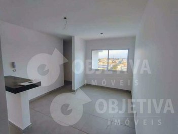 apartment em Avenida Arnaldo Contursi, Marta Helena - Uberlândia - MG