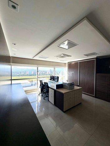 office em Avenida Diário de Notícias, Cristal - Porto Alegre - RS
