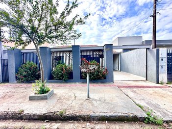 house em Rua Antônio Bonato, Jardim San Diego - Londrina - PR