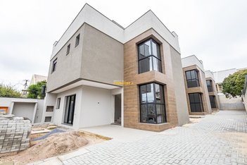 house em Rua Francisco Prestes Maia, Boa Vista - Curitiba - PR