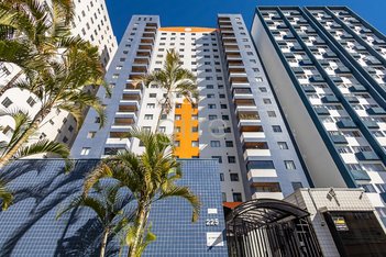 apartment em Rua Sanito Rocha, Cristo Rei - Curitiba - PR