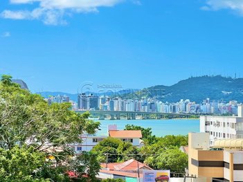 apartment em Avenida Engenheiro Max de Souza, Coqueiros - Florianópolis - SC