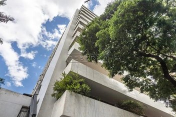apartment em Rua Vinte e Quatro de Outubro, Moinhos de Vento - Porto Alegre - RS