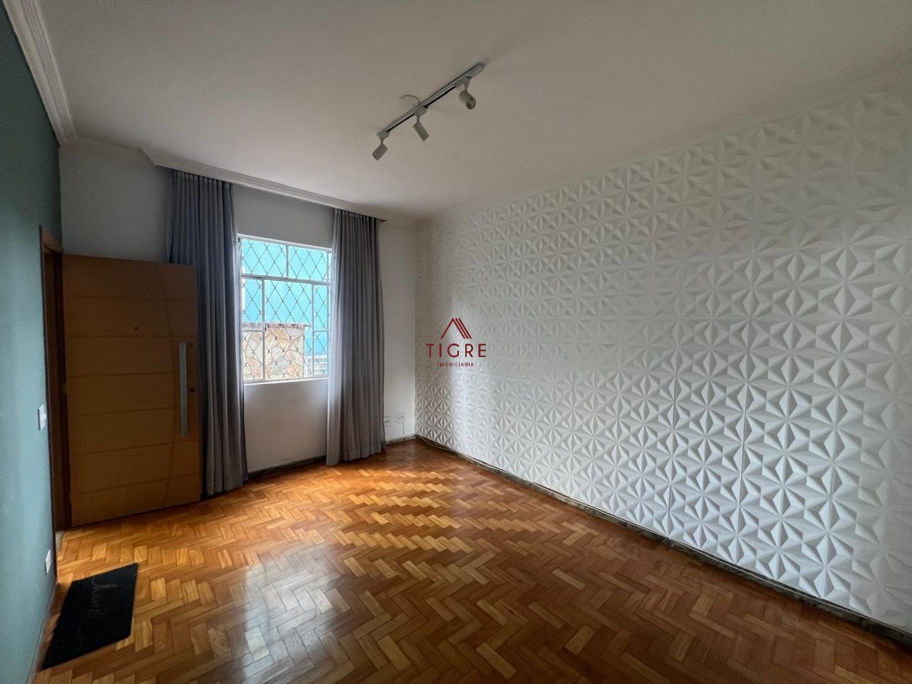 Apartamento com 3 quartos — Prado, Belo Horizonte