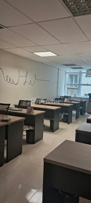 office em Rua Vinte e Quatro de Maio, República - São Paulo - SP