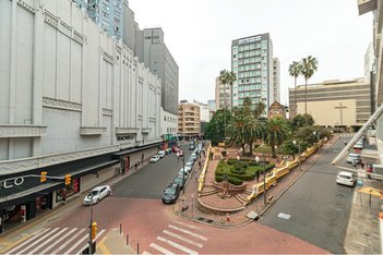 apartment em Rua Doutor Flores, Centro Histórico - Porto Alegre - RS
