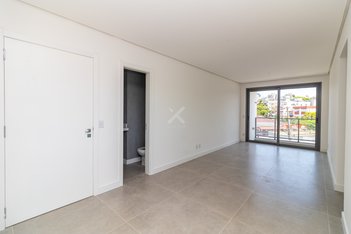 apartment em Avenida José Gertum, Chácara das Pedras - Porto Alegre - RS