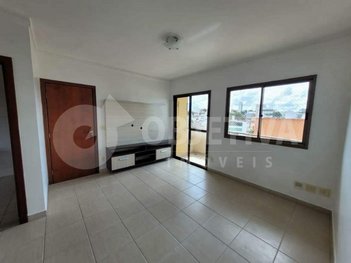 apartment em Rua João Alves Garcia, Saraiva - Uberlândia - MG