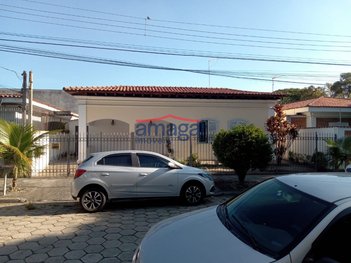 house em Rua Embaixador José Carlos Macedo Soares, Jardim Santa Maria - Jacareí - SP