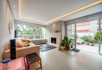 apartment em Rua Santa Cecília, Rio Branco - Porto Alegre - RS