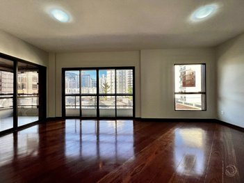 apartment em Jornalista Rubens de Arruda Ramos, Centro - Florianópolis - SC