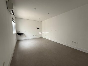 office em Avenida Doutor Jácomo Nazário, Cidade Nova - Indaiatuba - SP