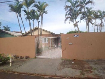 house em Rua Bernardino Fortunato, Conjunto Cafezal 1 - Londrina - PR