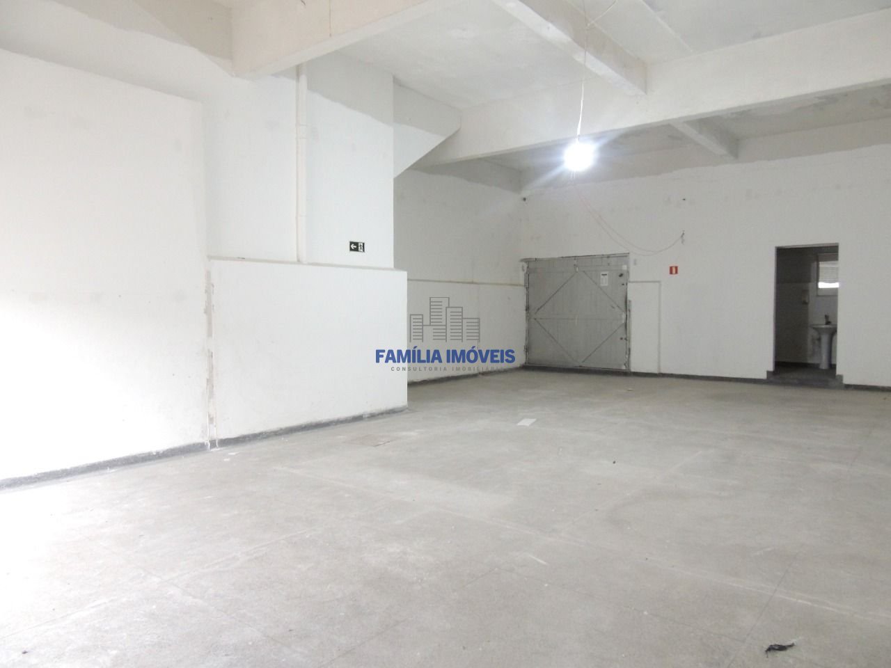 Alugar Loja comercial frente na Vila Mathias em Santos SP