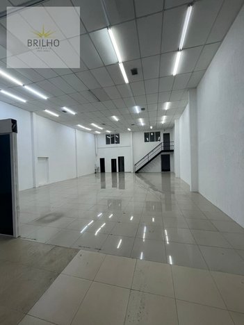 commercial_property em Avenida Inocêncio Seráfico, Centro - Carapicuíba - SP