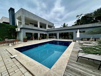 house em Avenida Emanoel Pinto, Centro - Balneário Piçarras - SC