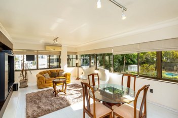apartment em Rua Barão de Ubá, Boa Vista - Porto Alegre - RS