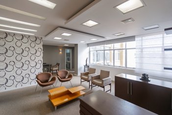 office em Cândido Lopes, Centro - Curitiba - PR