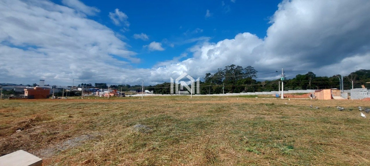terreno a venda no cauciaia home clube
