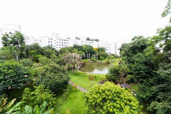 apartment em Rua Lothario Boutin, Pinheirinho - Curitiba - PR