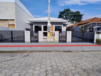 house em Rua Olávio de Biase, Barra do Aririú - Palhoça - SC
