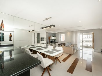 apartment em Avenida Ramalho Ortigão, Vila Gumercindo - São Paulo - SP