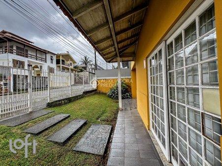 Rua Professora Cremilde de Oliveira - facade38.jpg