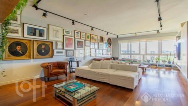 apartment em Rua Duque de Caxias, Centro Histórico - Porto Alegre - RS