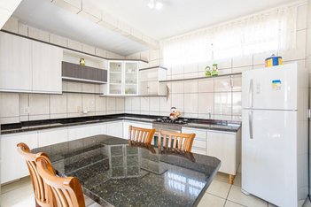 house em Rua Ana Sofia Ribeiro, Sítio Cercado - Curitiba - PR