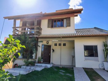 house em Afonso Fortkamp, Armação do Pântano do Sul - Florianópolis - SC