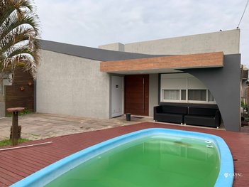 house em Rua Rio Apucaé, Centro - Xangri-Lá - RS