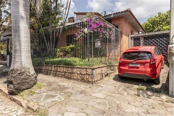 house em Professor Fernando Carneiro, Três Figueiras - Porto Alegre - RS