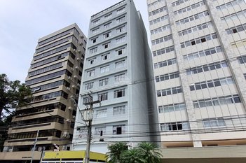 apartment em Rua XV de Novembro, Centro - Curitiba - PR