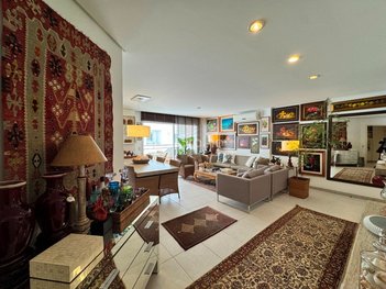 apartment em Avenida dos Dourados, Jurerê Internacional - Florianópolis - SC