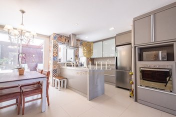 house em Rua Isid Dutra, Sambaqui - Florianópolis - SC