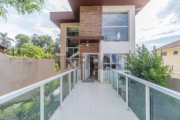 house em Estrada Pedreira Eldorado, Jardim Ipês - Cotia - SP