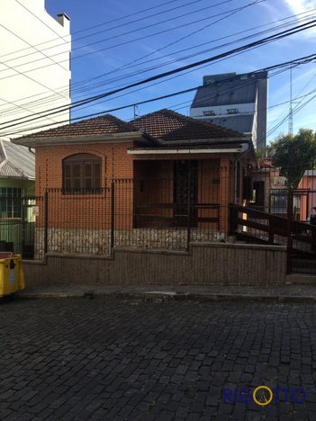house em Rua Irma Valiera, São Pelegrino - Caxias do Sul - RS