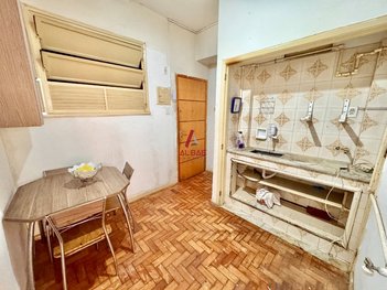 apartment em Avenida Nossa Senhora de Copacabana, Copacabana - Rio de Janeiro - RJ