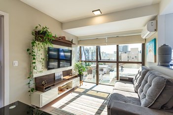 apartment em Rua Felizardo, Jardim Botânico - Porto Alegre - RS