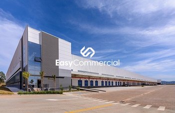 industrial em Rodovia Presidente Dutra, Cumbica - Guarulhos - SP