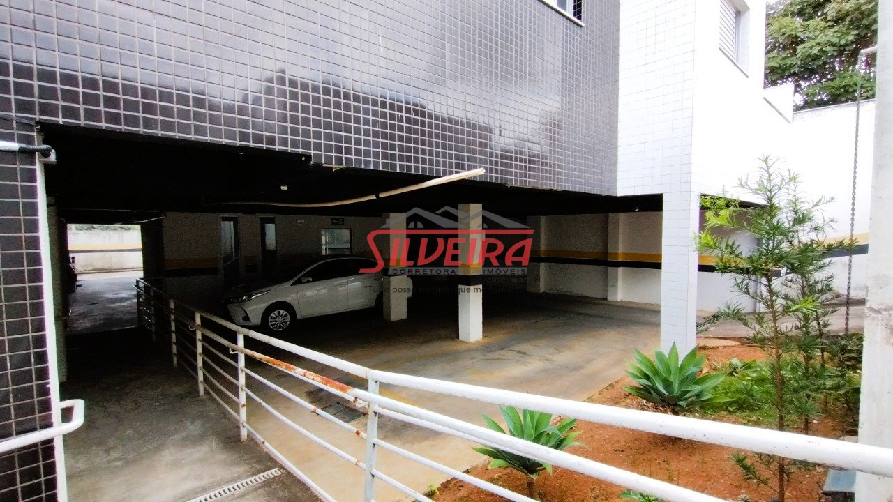Apartamento com 3 quartos — Planalto, Belo Horizonte
