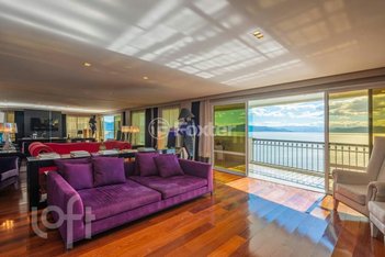 apartment em Avenida Governador Irineu Bornhausen, Agronômica - Florianópolis - SC