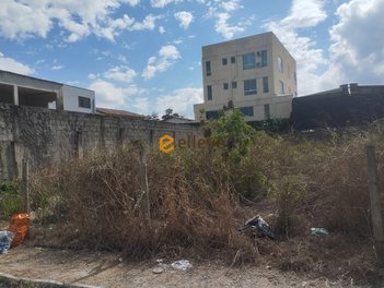 land_lot em Rua Nazinha Conrado Silva, Centro - Vespasiano - MG